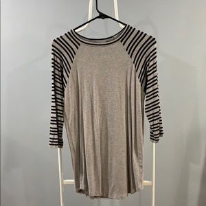 LuLaRoe 3/4 sleeve tee